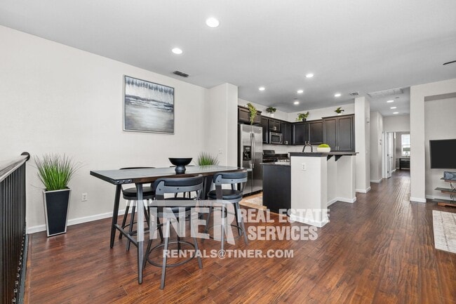 Building Photo - 506 Monet Ln