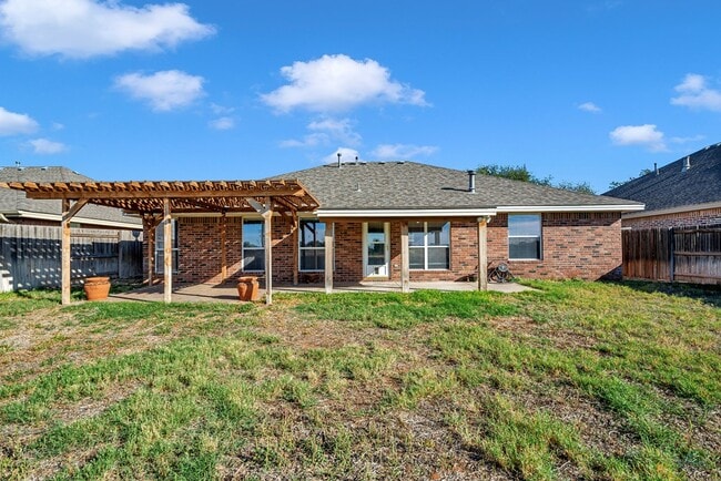 Building Photo - 5409 San Saba Ct