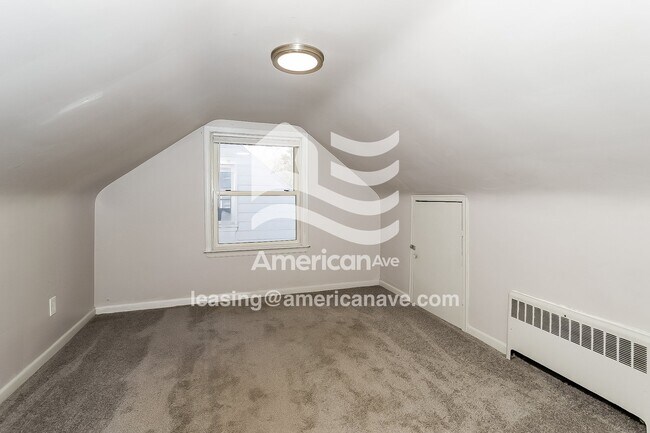 Building Photo - 17055 Lincoln Ave