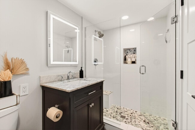 Building Photo - 322 N Federal Hwy