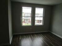 Building Photo - Stunning Home - Mt. Airy