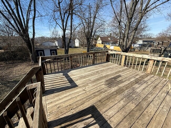 Building Photo - Charming 3 bed, 1.5 bath home!