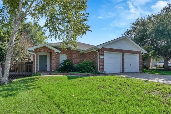 Building Photo - 10914 Waterview Cir