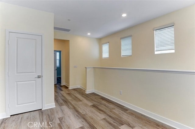 Building Photo - 535 Embrook