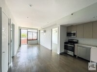 Building Photo - Bushwick Avenue / Spacious 2-Bed 1-Bath