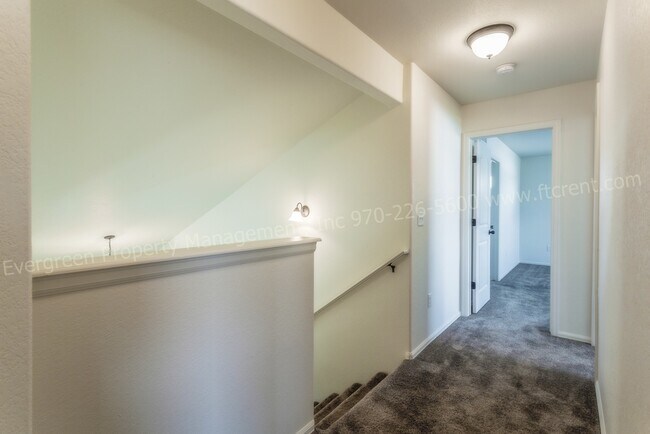 Building Photo - 318 Cherryridge Dr