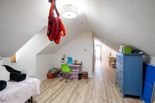 Building Photo - 3276 Shannon Lakes Dr N