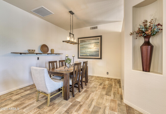 Building Photo - 6879 E Amber Sun Dr
