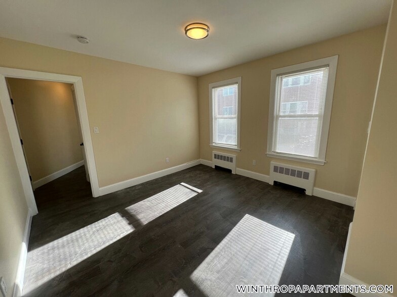 Building Photo - 87 Winthrop Shore Dr