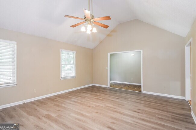 Building Photo - 2699 Barcelona Dr SW