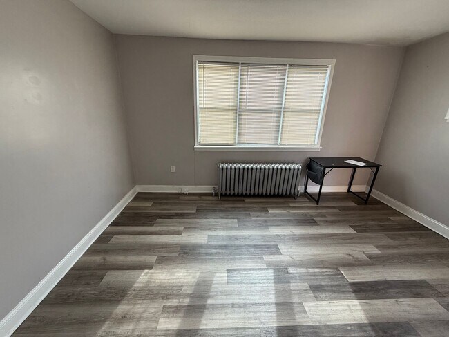 Building Photo - 7208 Torresdale Ave