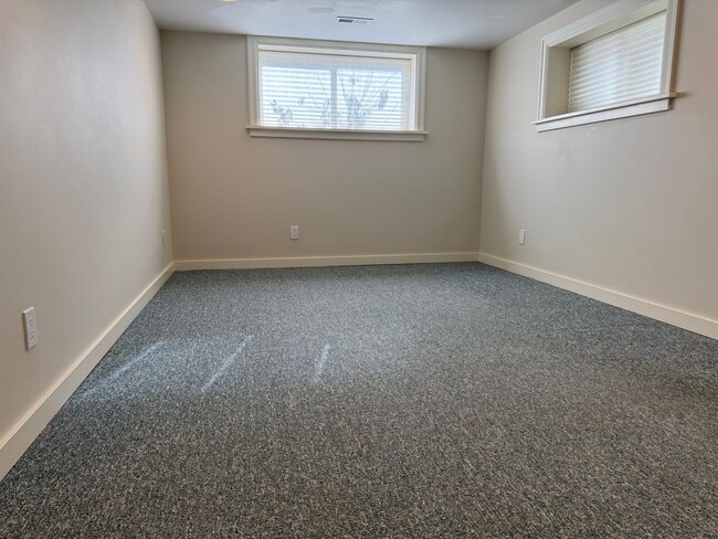 Building Photo - 3BR Tudor Home 1/2 Block from Greenlake!