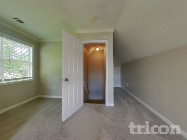 Building Photo - 308 Trail Spring Ct