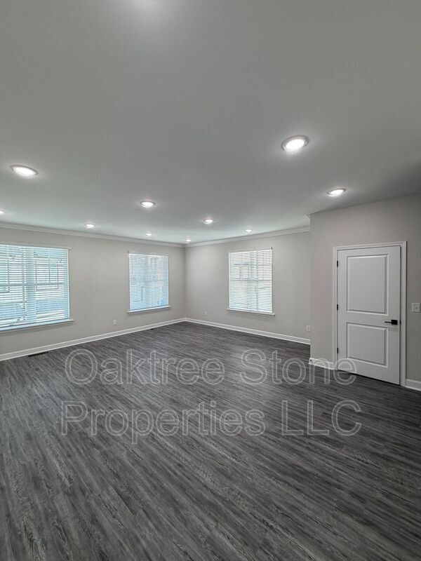 Building Photo - 1985 North St NW