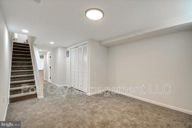 Building Photo - 217 N Belnord Ave