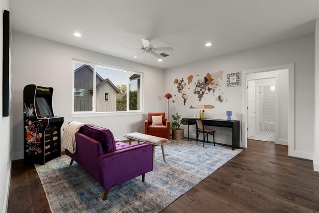 Building Photo - 8014 Tisdale Dr