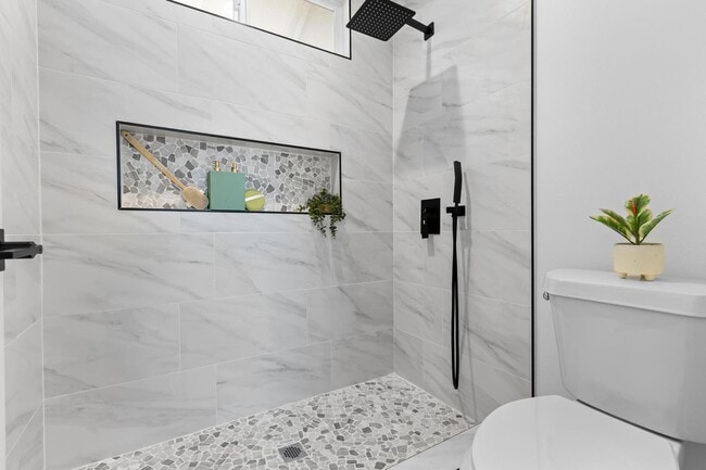 Building Photo - Brand New 3 bedroom 2 bath home