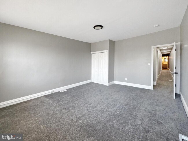 Building Photo - 2265 Reisterstown Rd
