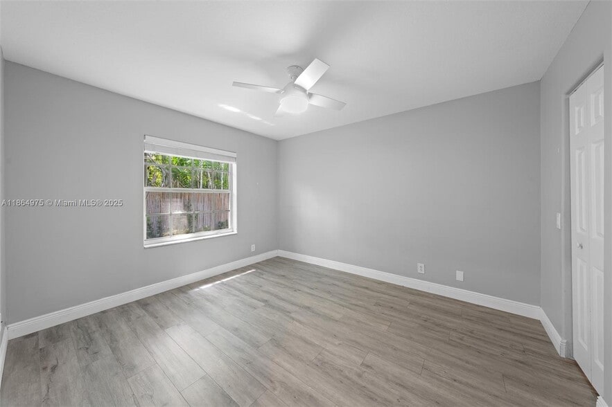 Building Photo - 2587 Jardin Ct