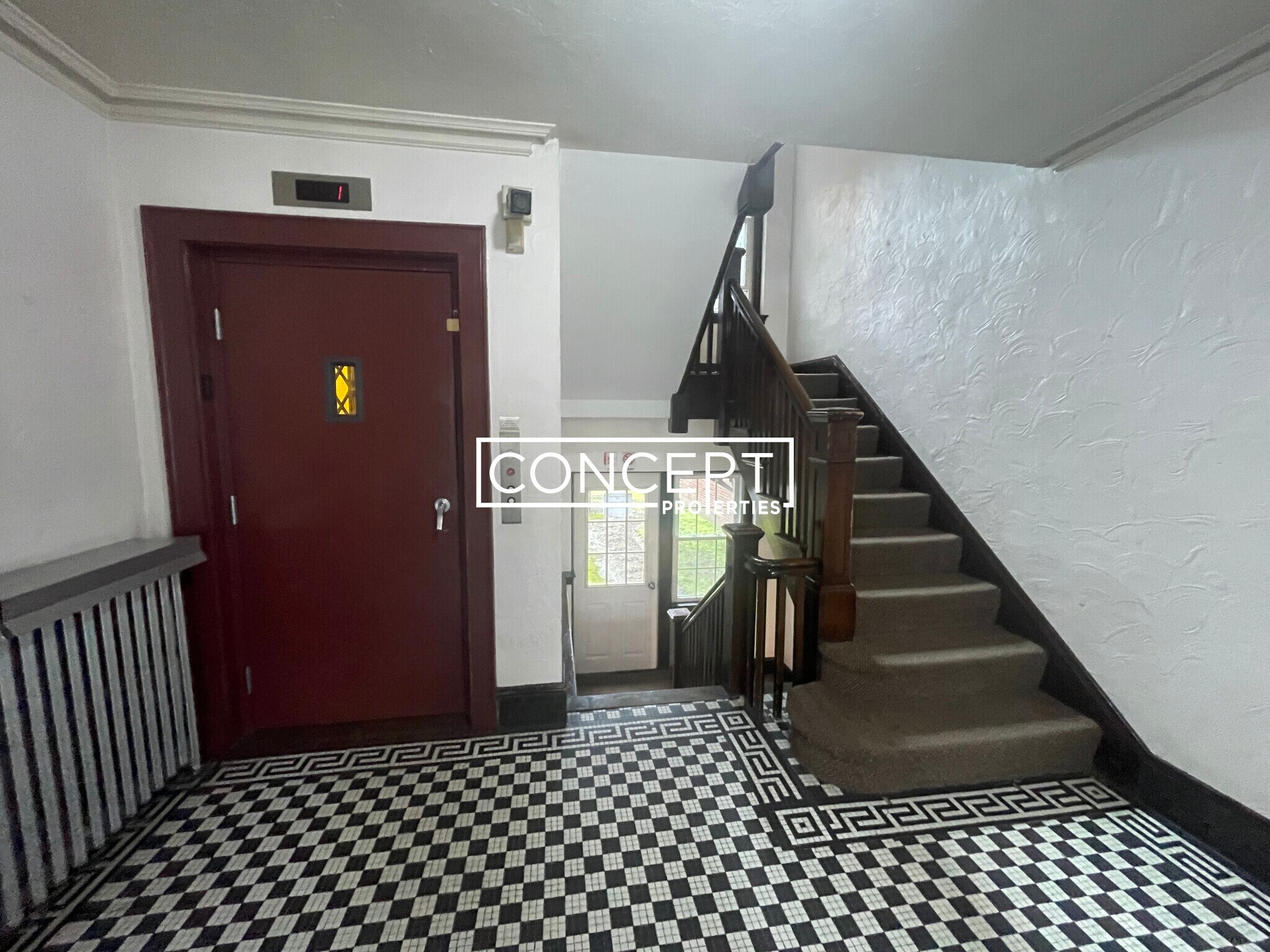 Building Photo - 119 College Ave