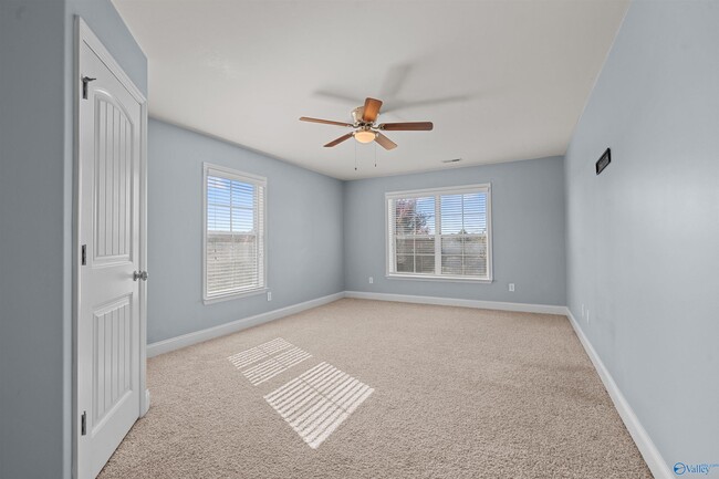 Building Photo - 107 Autumn Haven Ln