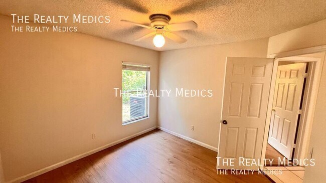 Building Photo - 7373 Mardell Ct