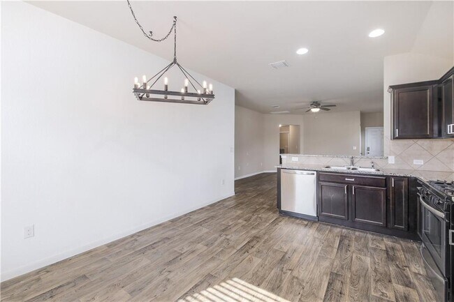 Building Photo - 3205 Tilmon Ln.