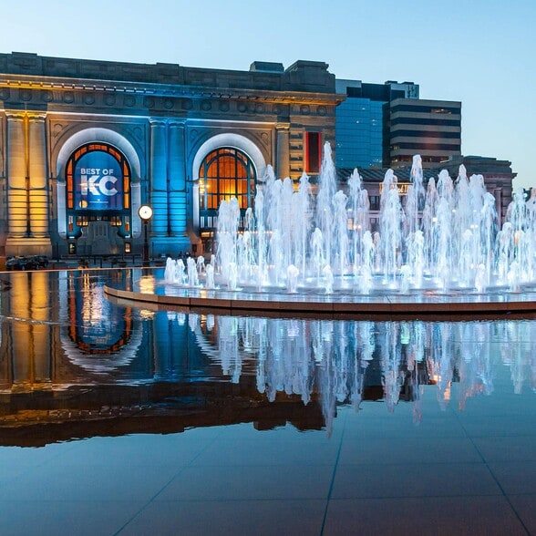 Building Photo - 2525 Main St