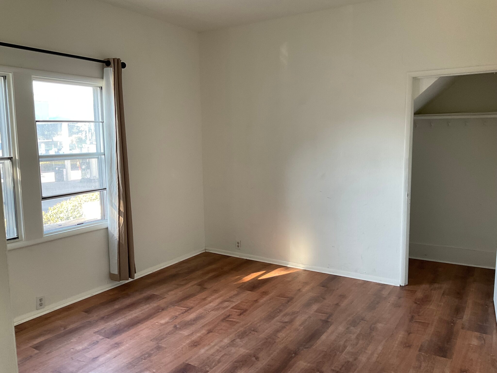 Building Photo - 438 Perkins St