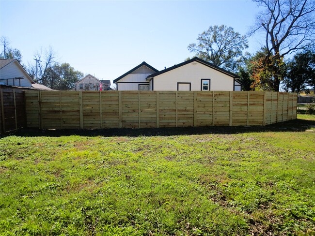 Building Photo - 3709 Gager St