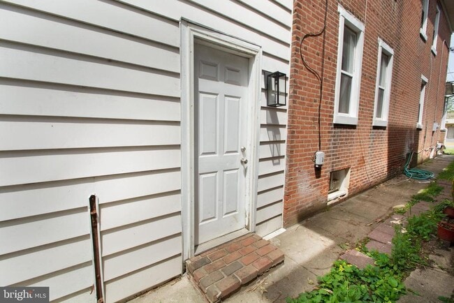 Building Photo - 272 Haddon Ave
