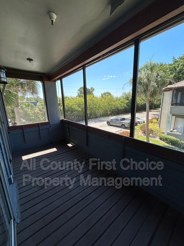 Building Photo - 10263 Gandy Blvd N