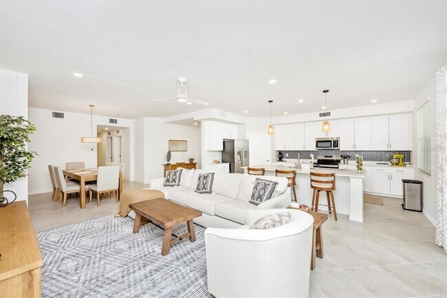 Building Photo - 12640 Radiance Ct