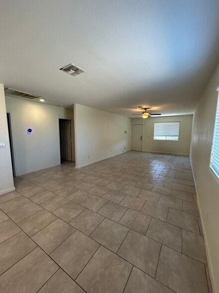 Building Photo - 2828 E Chipman Rd