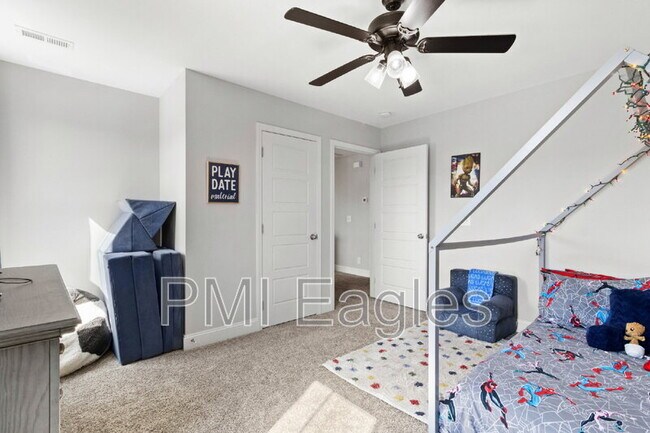 Building Photo - 491 Kinslow Ct