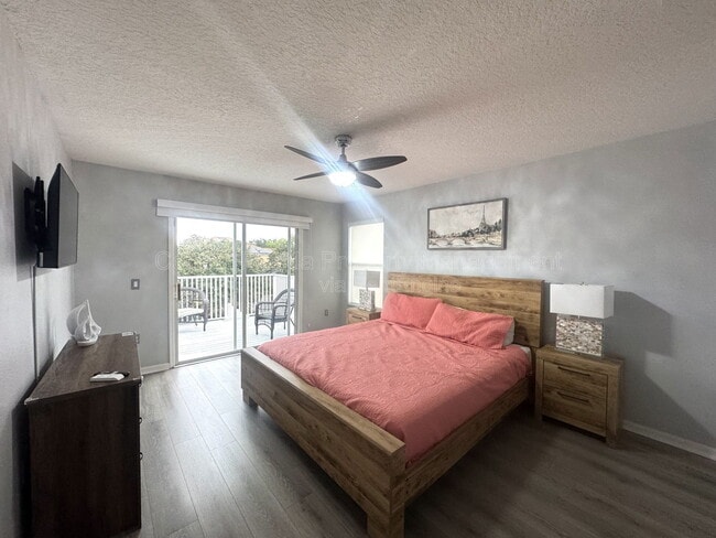 Building Photo - 736 Kildrummy Dr