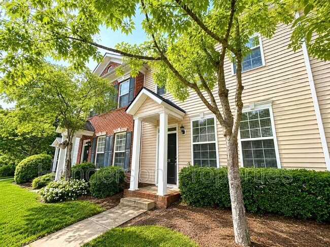 Building Photo - 125 Charterhouse Ln