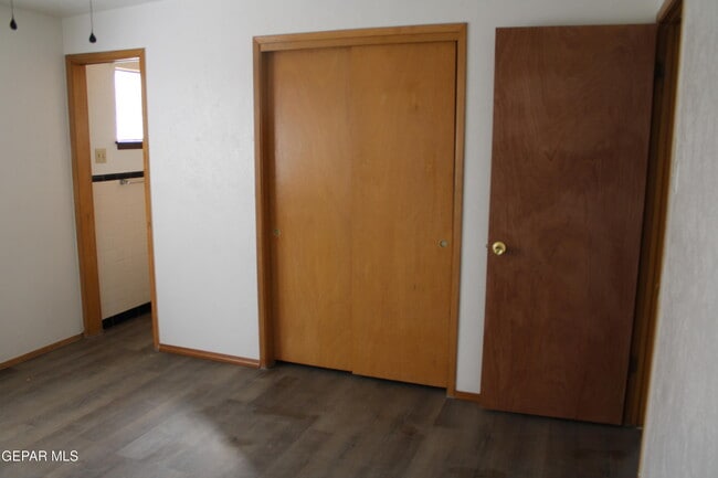 Building Photo - 5229 Cornell Ave