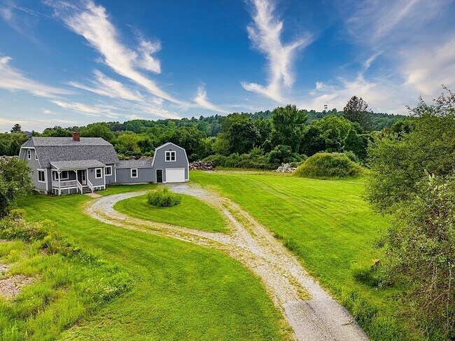 Building Photo - 370 Harwood Ave