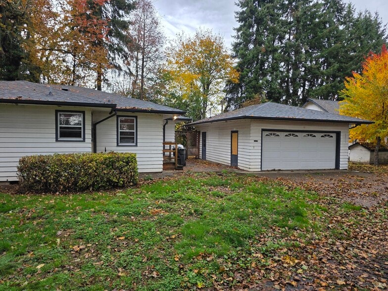 Primary Photo - 14020 S Pacific Hwy W