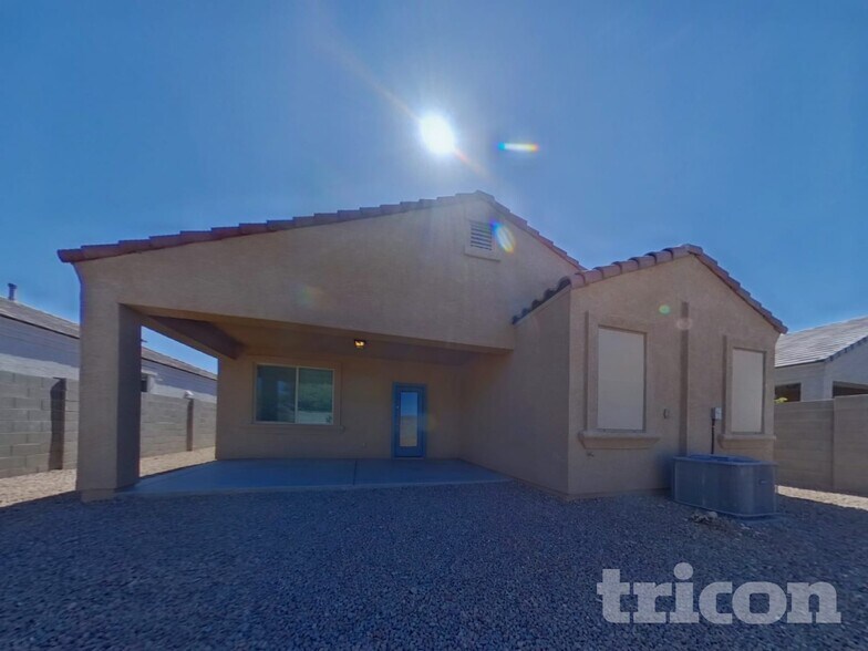 Building Photo - 3712 N 310th Ln