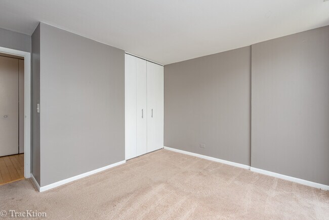 Building Photo - 1833 Four Lakes Ave