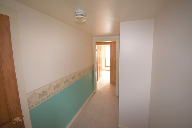 Building Photo - Two Bedroom Home with Carport, Laundry & more!