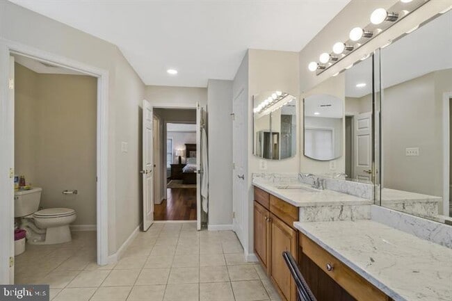 Building Photo - 2393 Watters Glen Ct