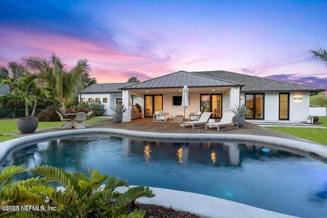 Building Photo - 4096 Ponte Vedra Blvd