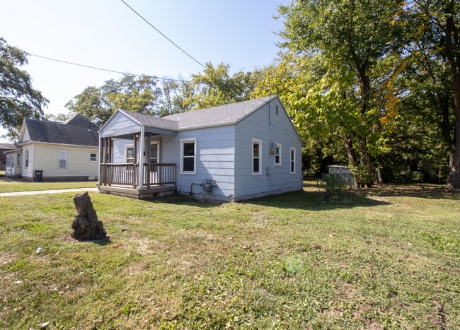 Building Photo - Charming 2 Bedroom Home in North Columbia