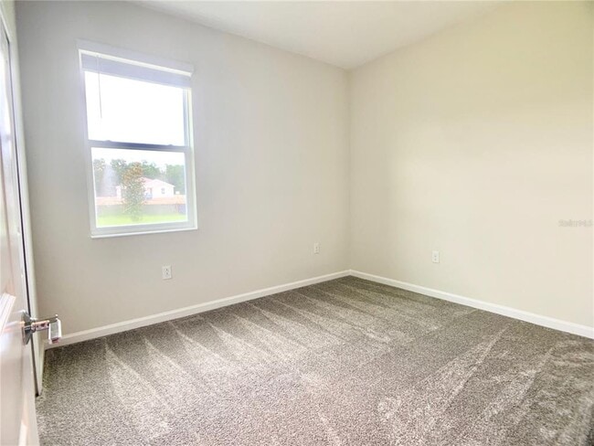 Building Photo - 16440 Champlain St