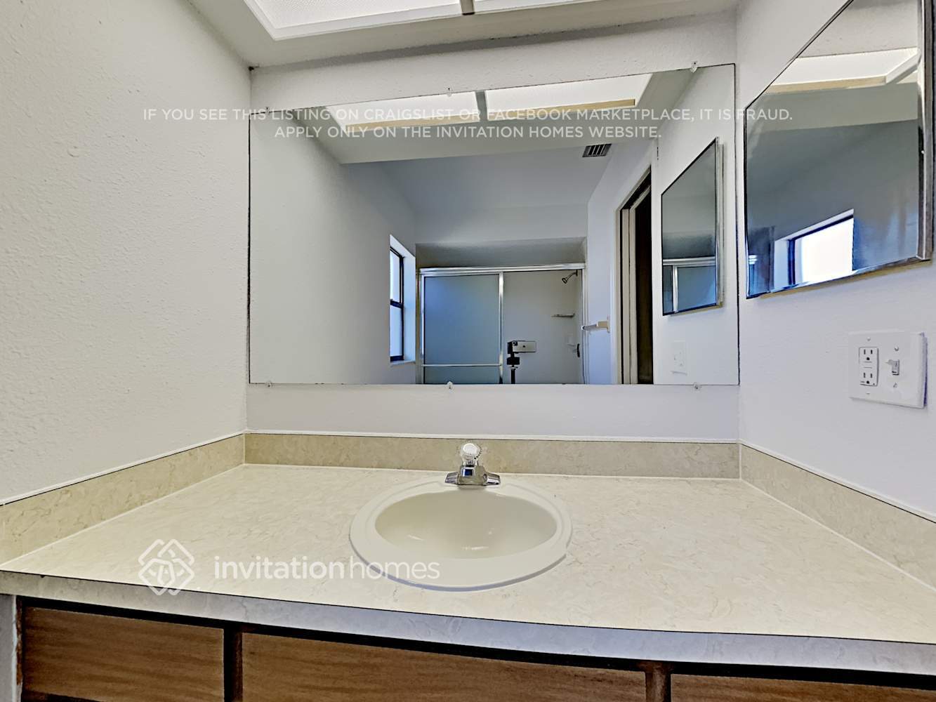 Building Photo - 13001 115th St