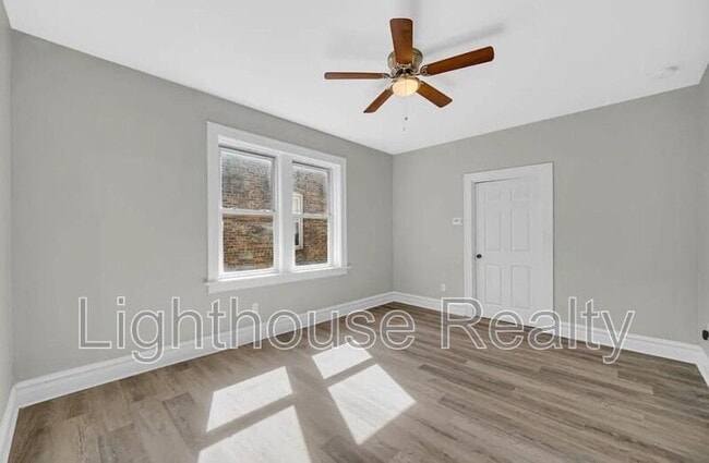 Building Photo - 1319 Marshall St