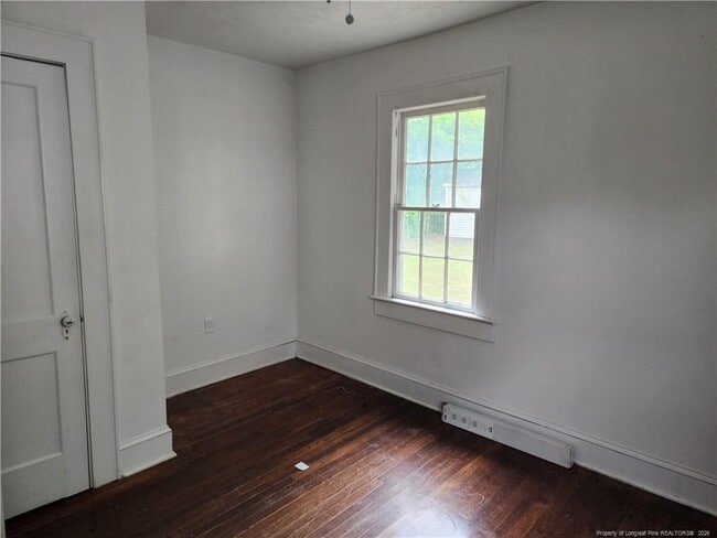 Building Photo - 507 Edward St